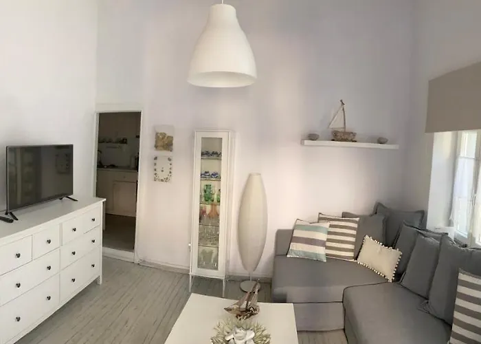 Budget Downtown Apartment- Harma I Διαμέρισμα